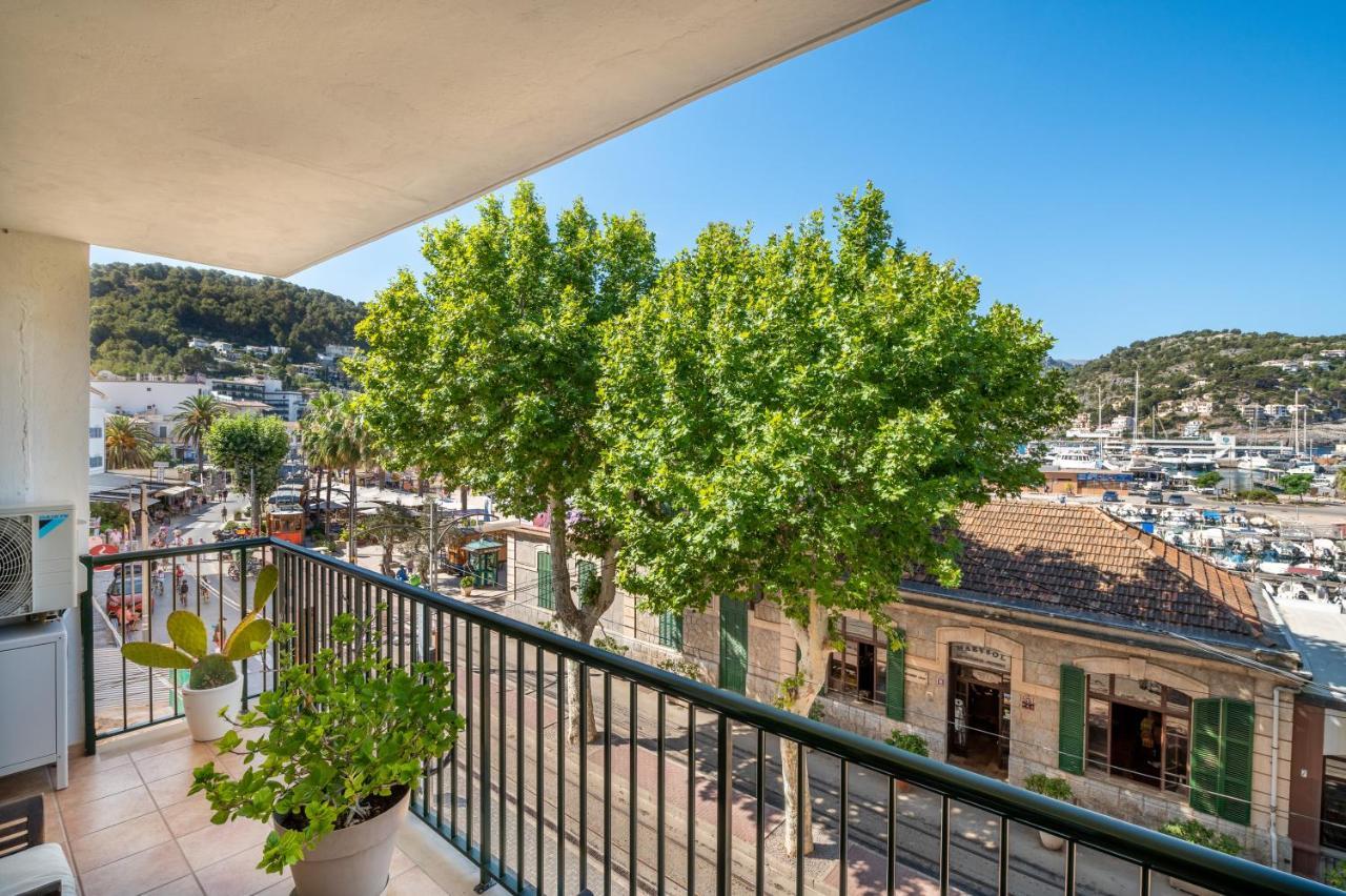 Seafront Apartment In Port Soller Пуэтро де Соллер Экстерьер фото
